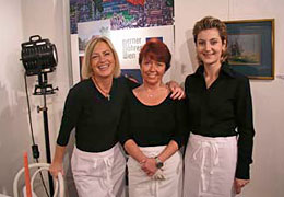 Elisabeth Sturnz mit ihrem Team