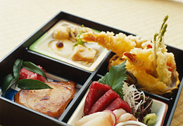 Bentobox © Privat Japanisches Essen - Bentobox mit Garnelen