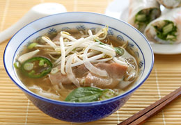 Pho Tai © JJAVA - Fotolia.com Asiatisches Essen - Suppe Pho Tai